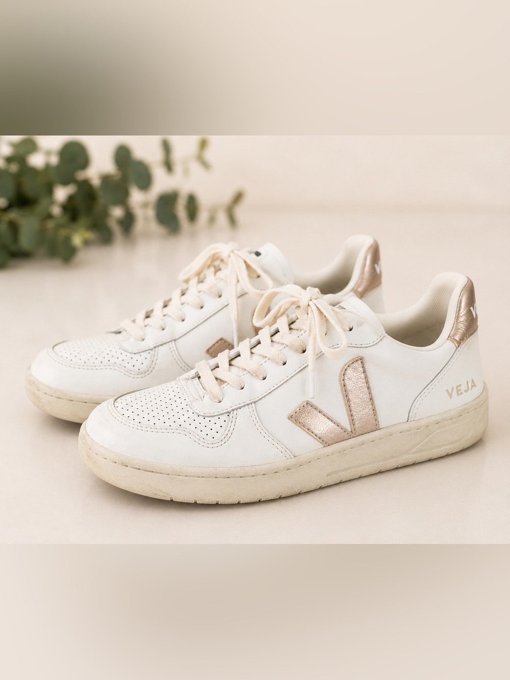 VEJA V-10 Leather Sneakers | White & Rose Gold | Women’s US 9 old money #2